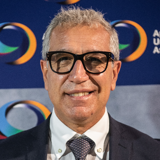https://commons.auaonline.it/public/foto_utenti/13400.png