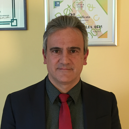 https://commons.auaonline.it/public/foto_utenti/15990.png