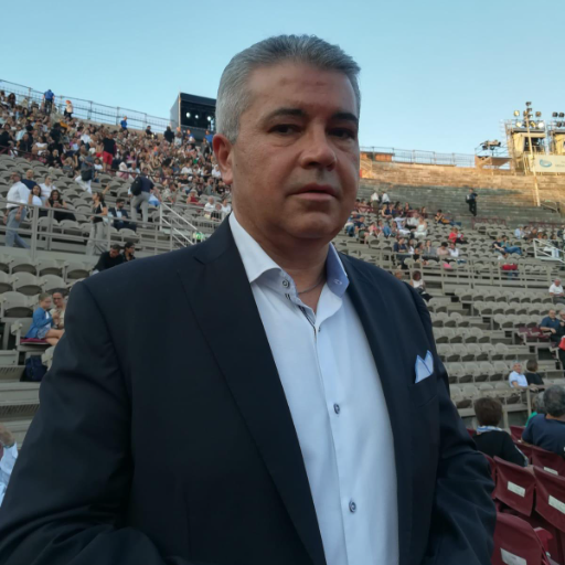https://commons.auaonline.it/public/foto_utenti/16086.png