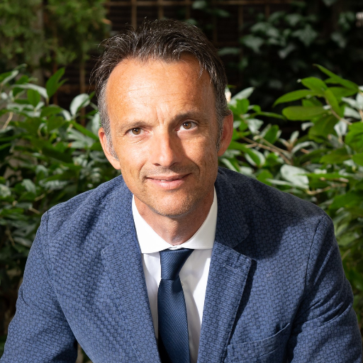 https://commons.auaonline.it/public/foto_utenti/18674.png